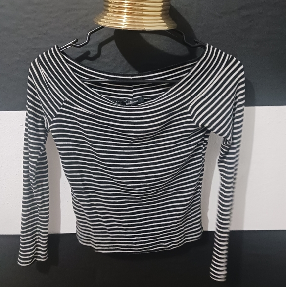 Ambiance Women black & white striped off shoulder long sleeve top - Picture 3 of 6